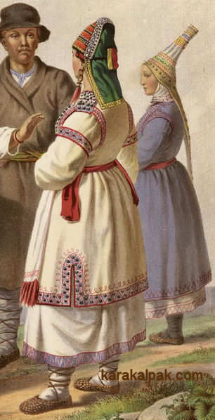 Mordvin and Mari women with headdresses